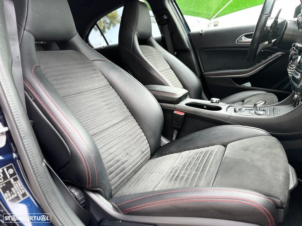 Mercedes-Benz A 45 AMG 4-Matic - 10