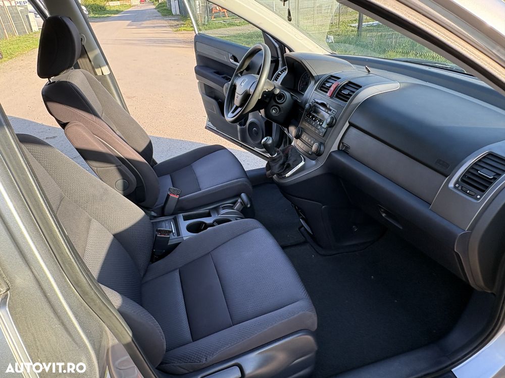 Honda CR-V 2.2 CTDi ES - 11