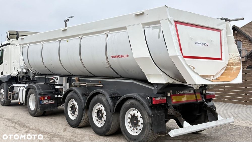 Schwarzmuller SK - 15