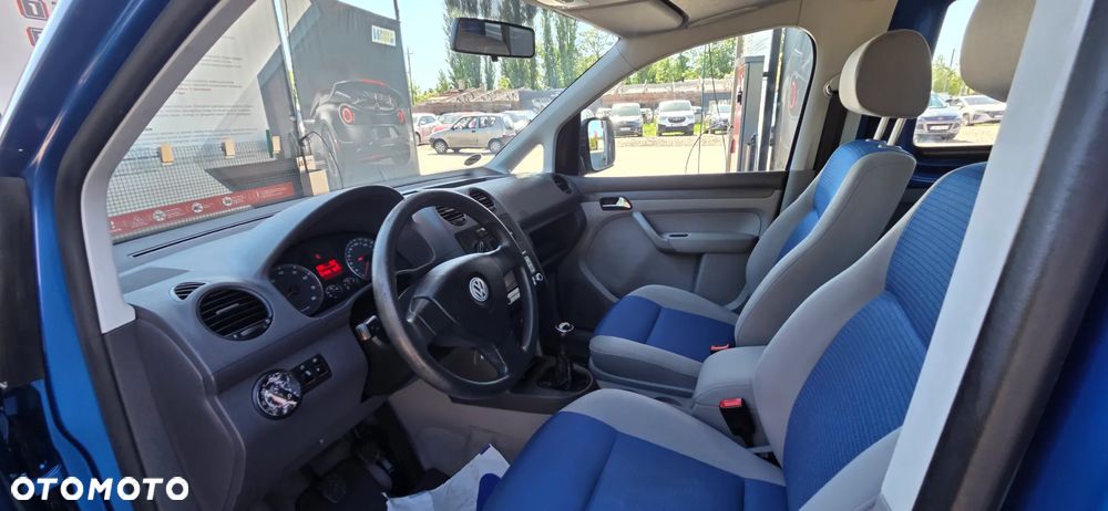 Volkswagen Caddy - 26