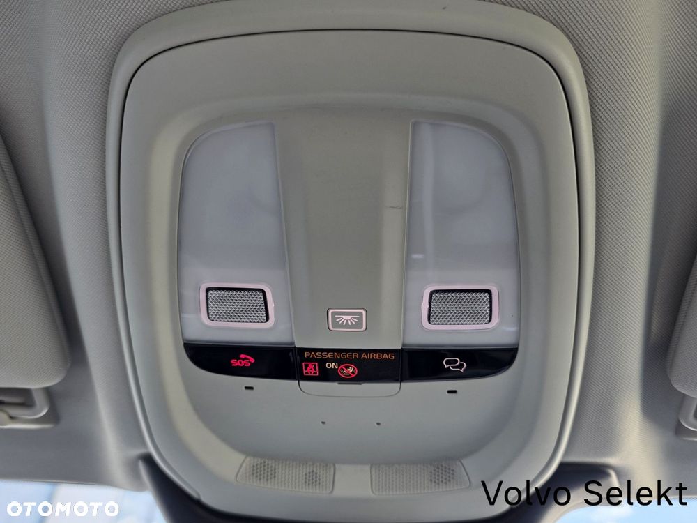 Volvo S90 - 32