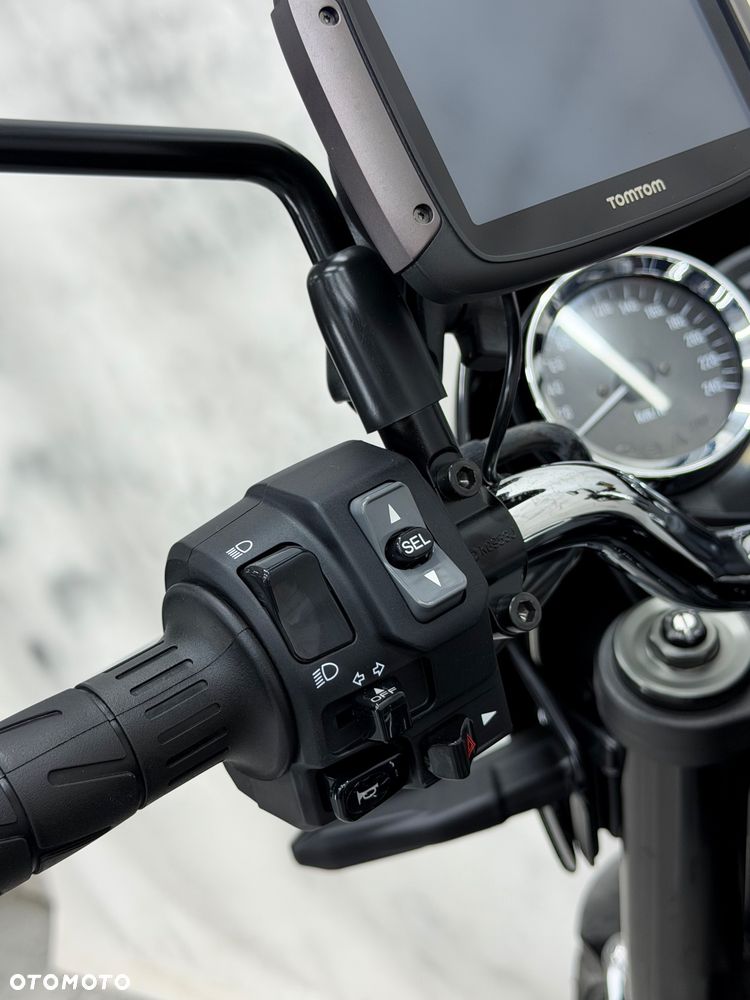 Kawasaki Z 900 RS - 10