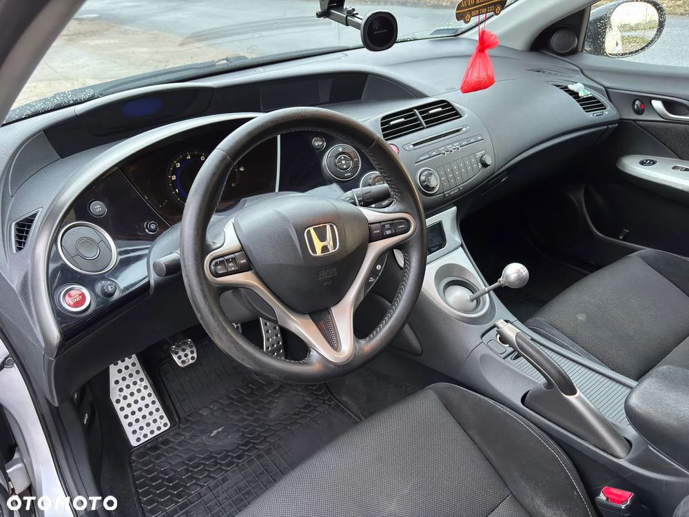 Honda Civic 1.8i-VTEC Type S - 9