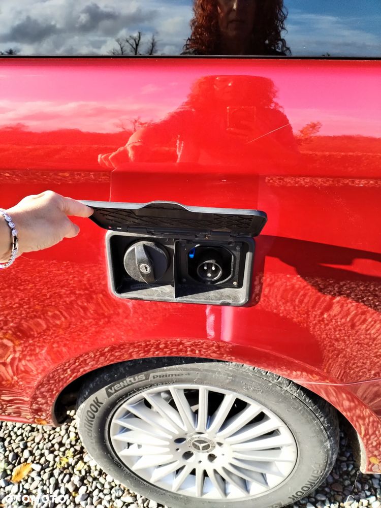 Mercedes-Benz Klasa V 220 d extralang 4Matic 9G-TRONIC Avantgarde Edition 2020 - 6