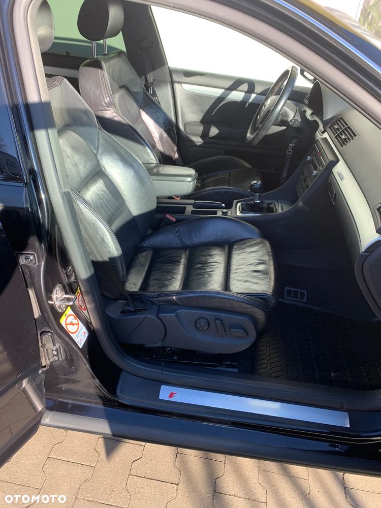 Audi A4 Avant 2.0 TDI DPF Quattro - 27