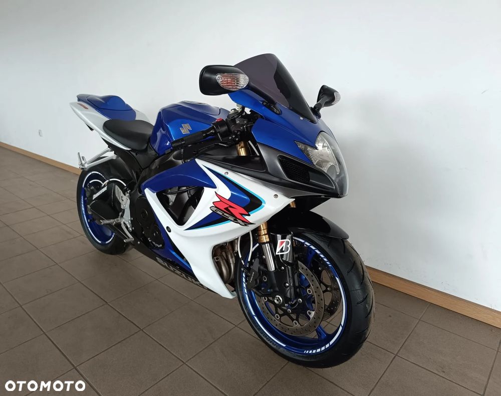 Suzuki GSX-R - 1