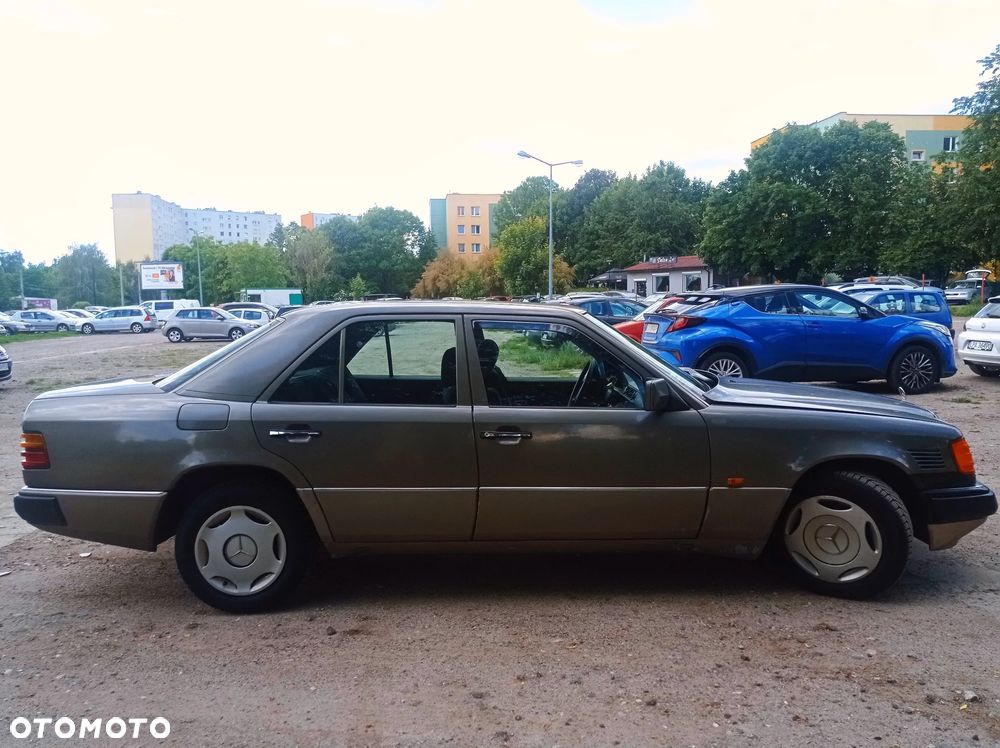 Mercedes-Benz W124 (1984-1993) - 7