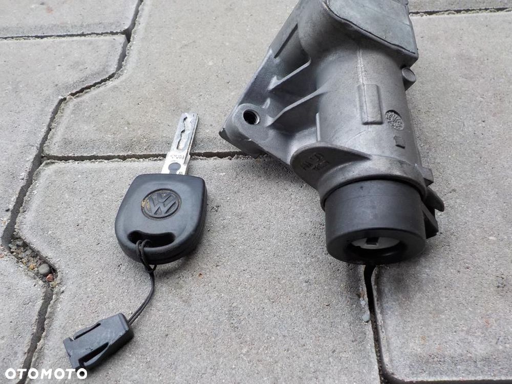 VW T5 STACYJKA  KLUCZ - 2