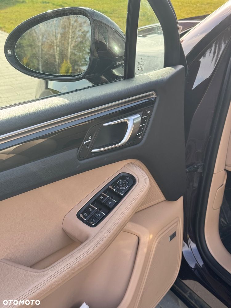 Porsche Macan Standard - 15
