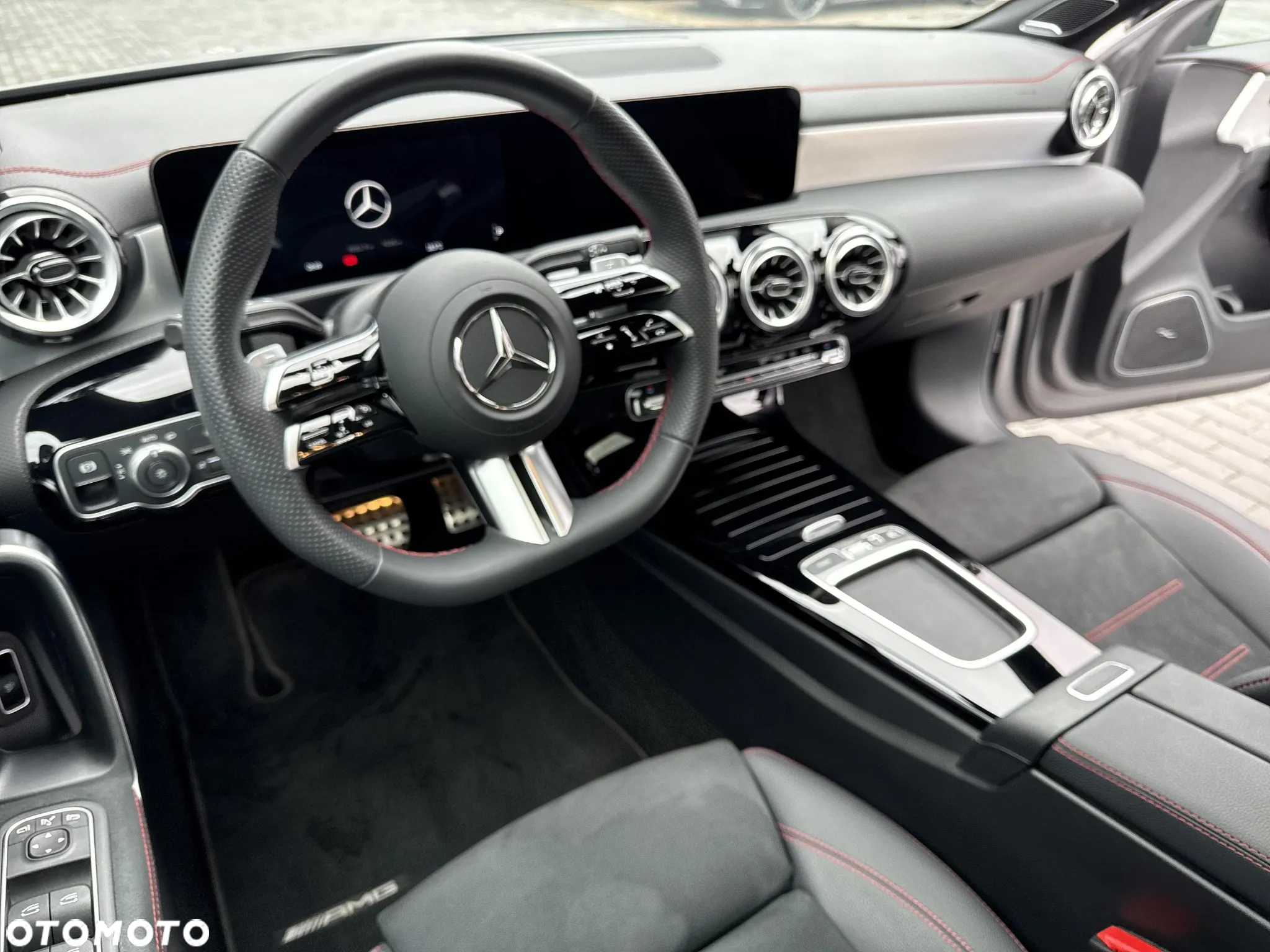Mercedes-Benz CLA 200 d AMG Line 8G-DCT - 15