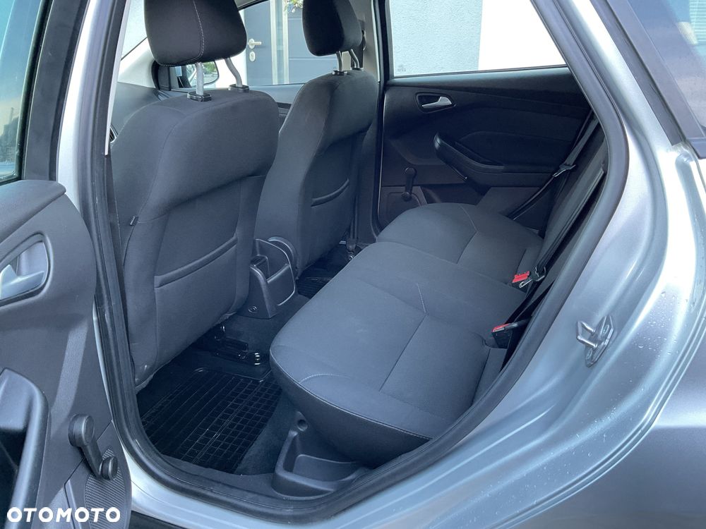 Ford Focus - 8
