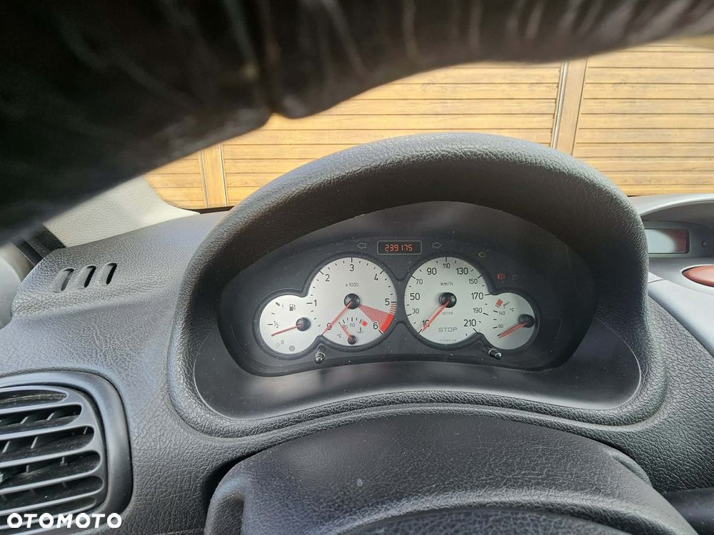 Peugeot 206 HDi 90 Quiksilver - 3