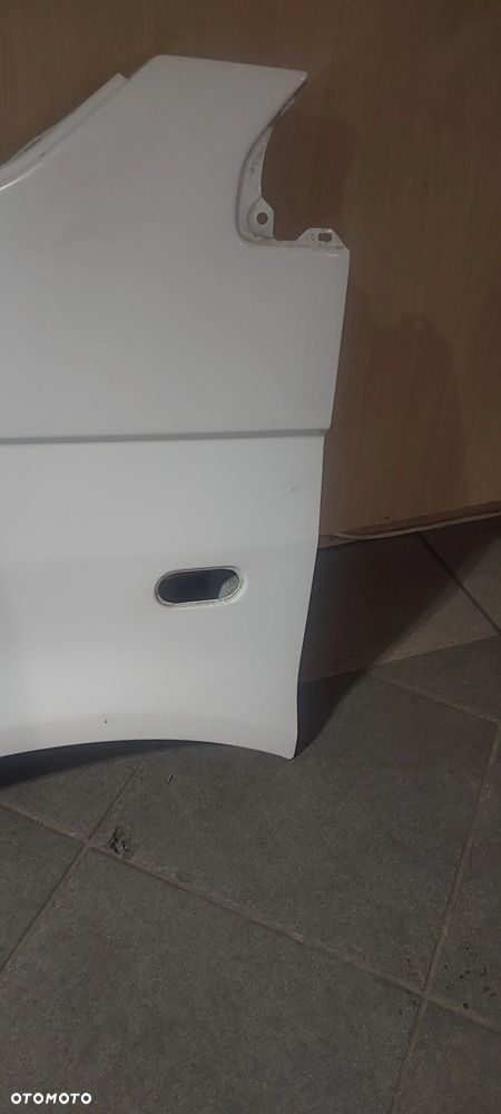 Błotnik lewy vw t5 lift biały LB9A - 4