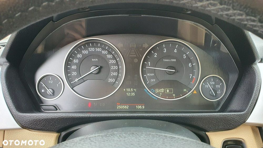 BMW Seria 3 320i - 19