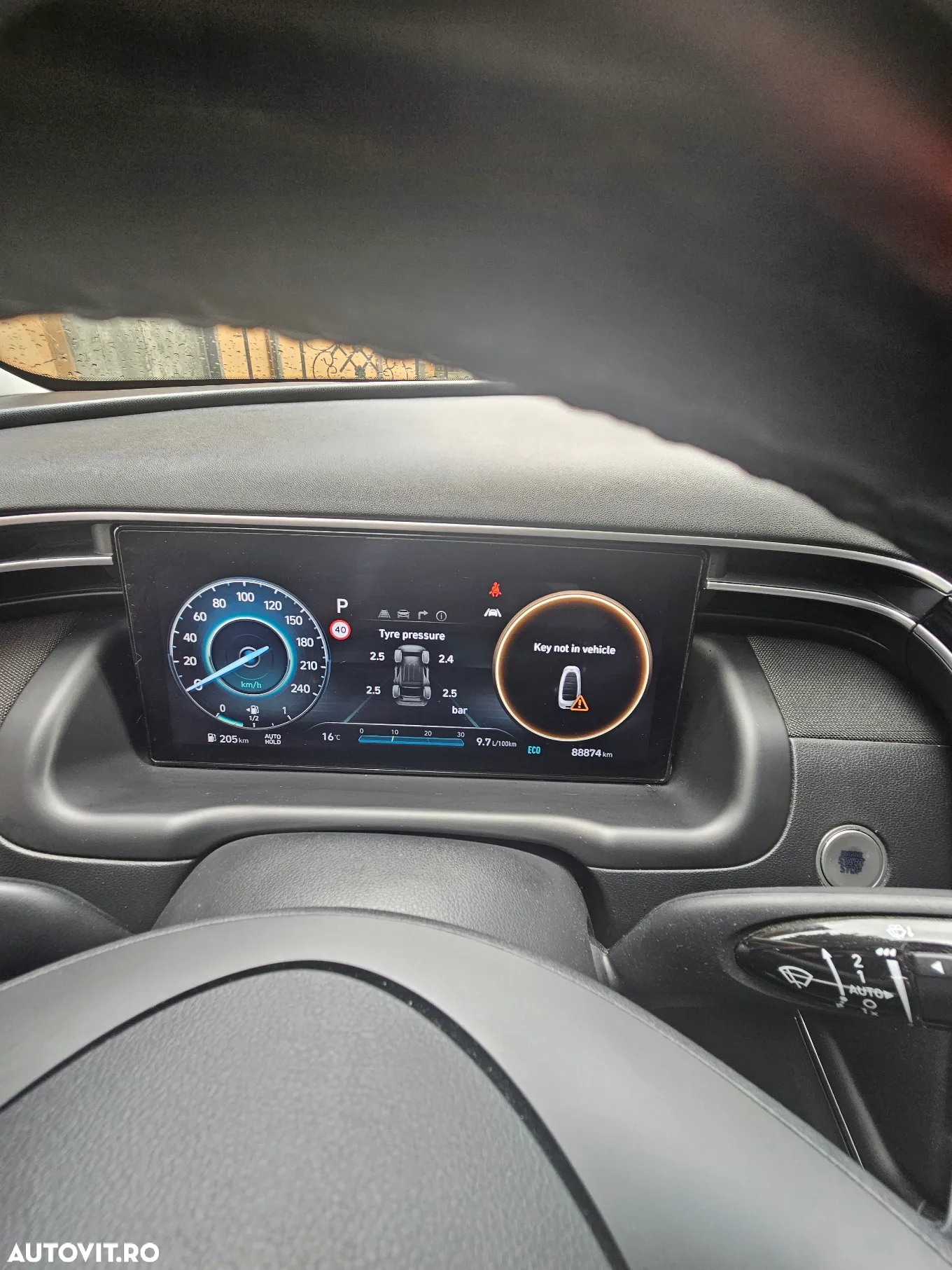 Hyundai Tucson - 8