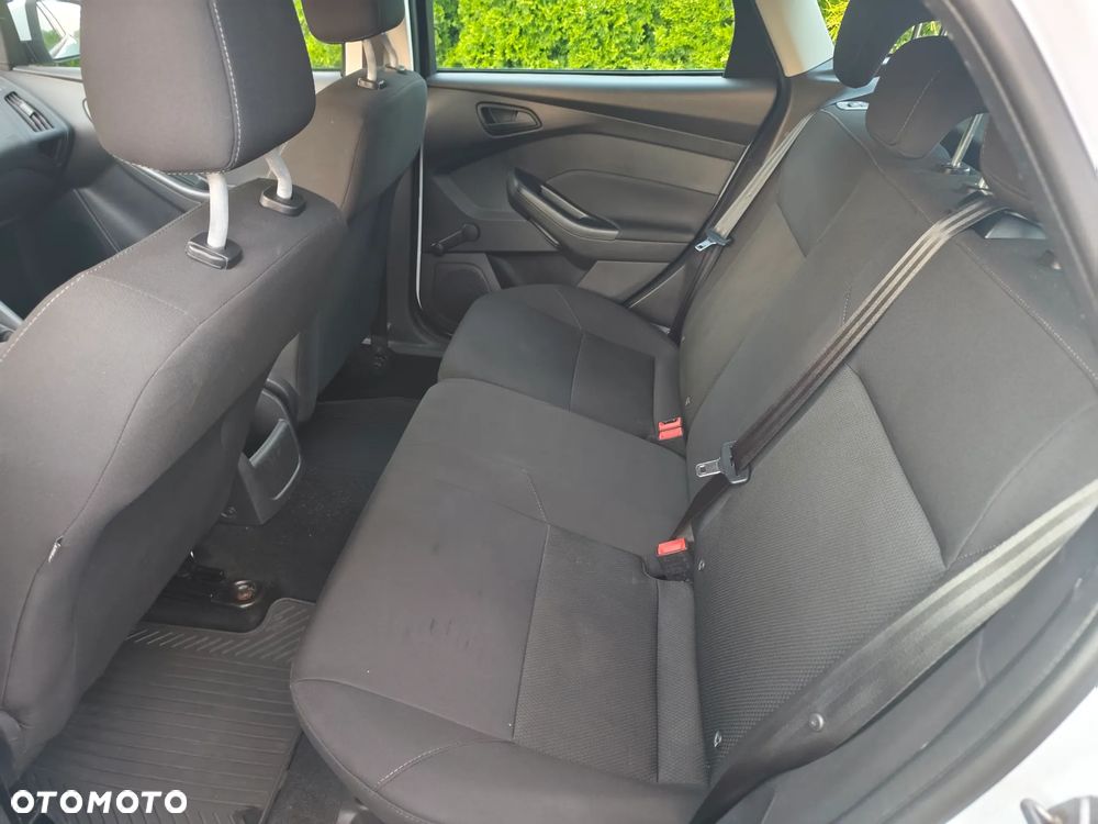 Ford Focus 1.0 EcoBoost 99g Trend - 14