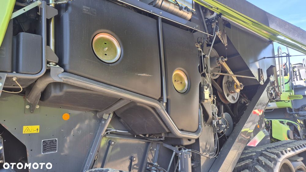 Claas Lexion 770TT z hederem - 12