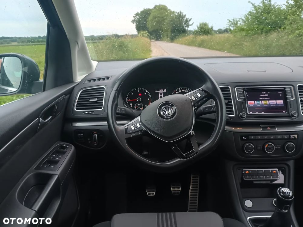 Volkswagen Sharan 2.0 TDI (BlueMotion Technology) Trendline - 11