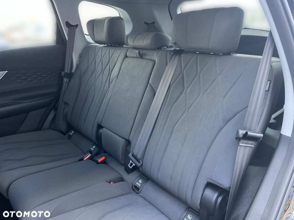 Chery Tiggo 8 1.6 T-GDI Prestige DCT - 14