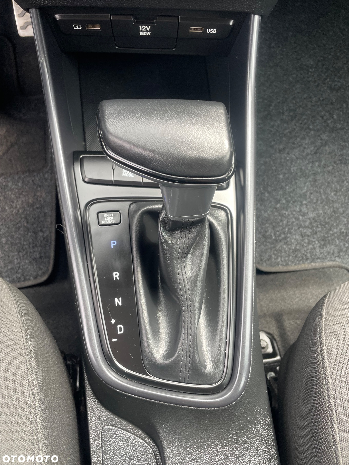 Hyundai Bayon 1.0 T-GDI Executive DCT - 17