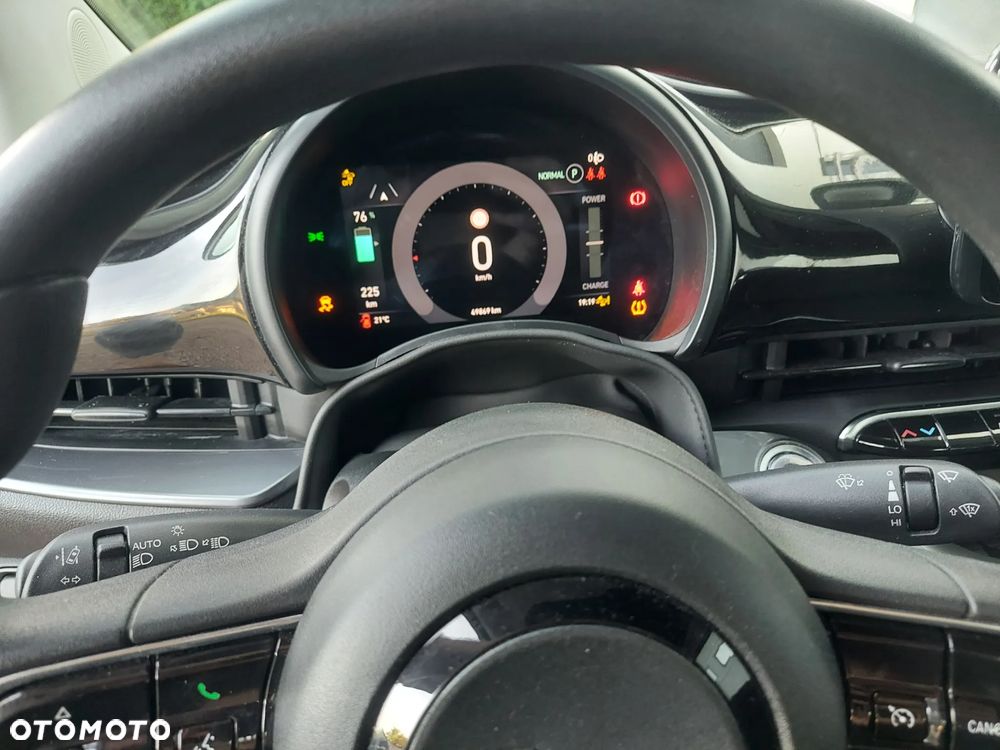Fiat 500e by Bocelli - 13