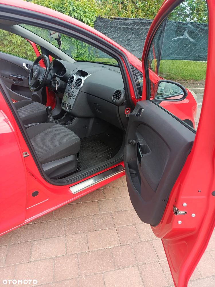 Opel Corsa - 16