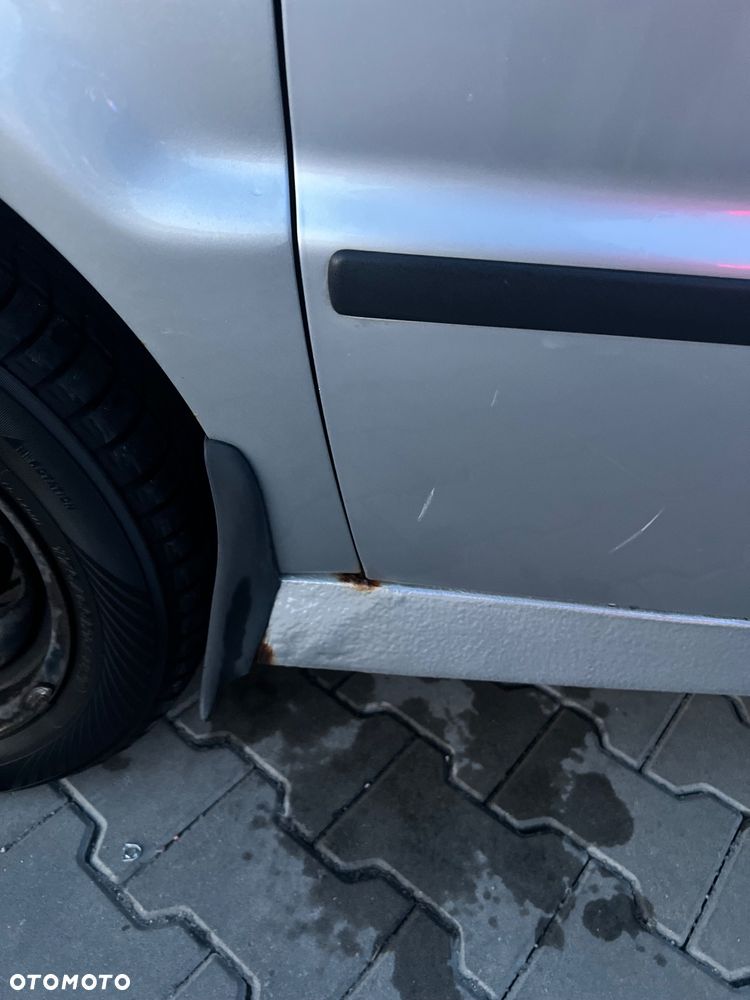 Volkswagen Polo 1.4 16V Basis - 7