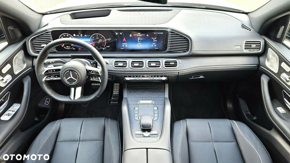 Mercedes-Benz GLS - 20