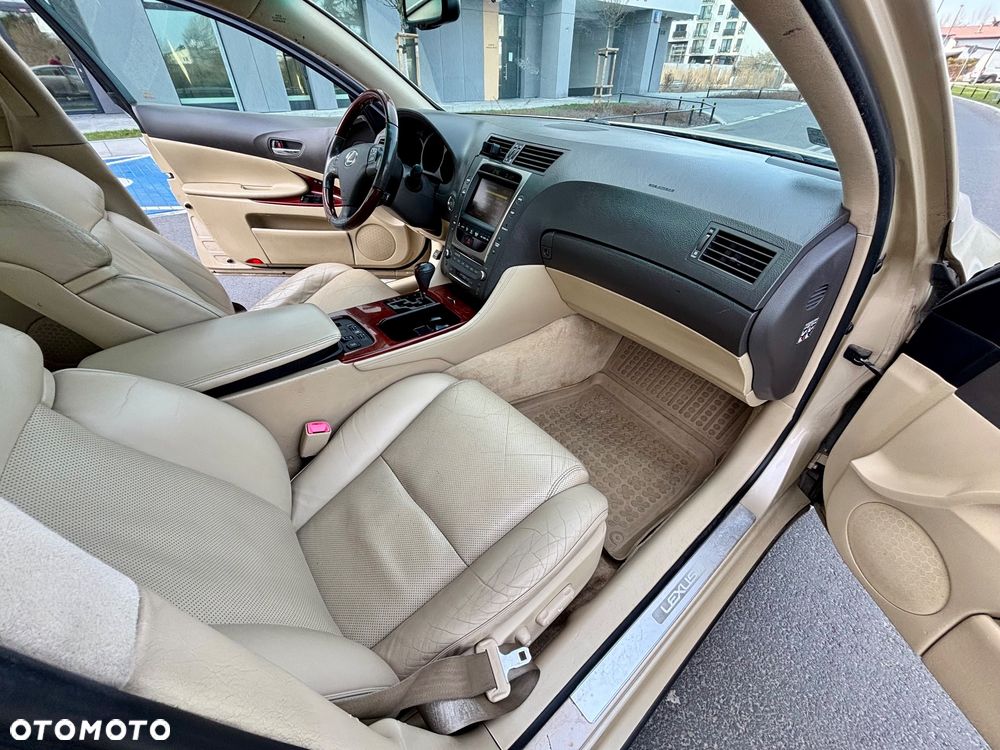 Lexus GS - 5