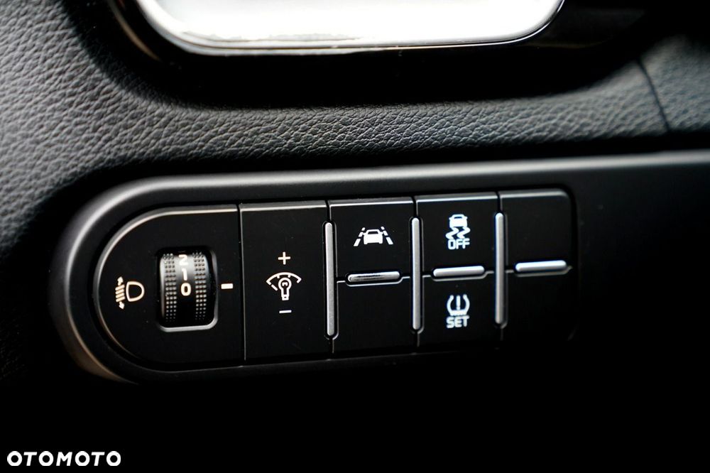 Kia XCeed - 15