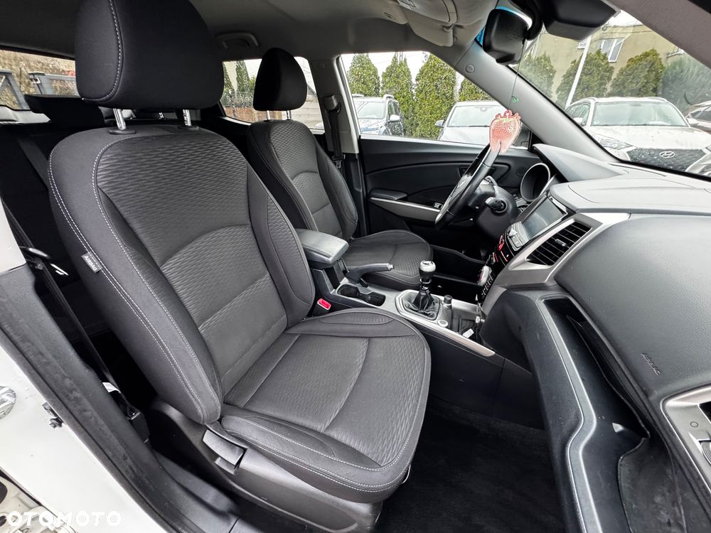 SsangYong/KGM Tivoli e-XGi 160 2WD Black+White - 34