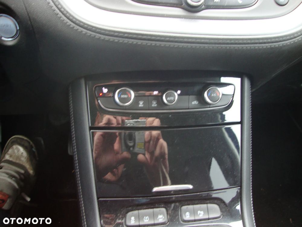 Opel Grandland X - 16