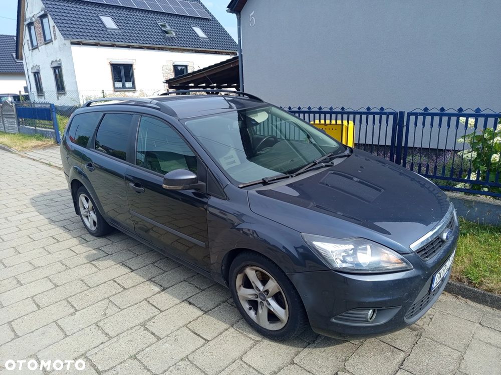 Ford Focus 1.8 TDCi Ambiente - 6