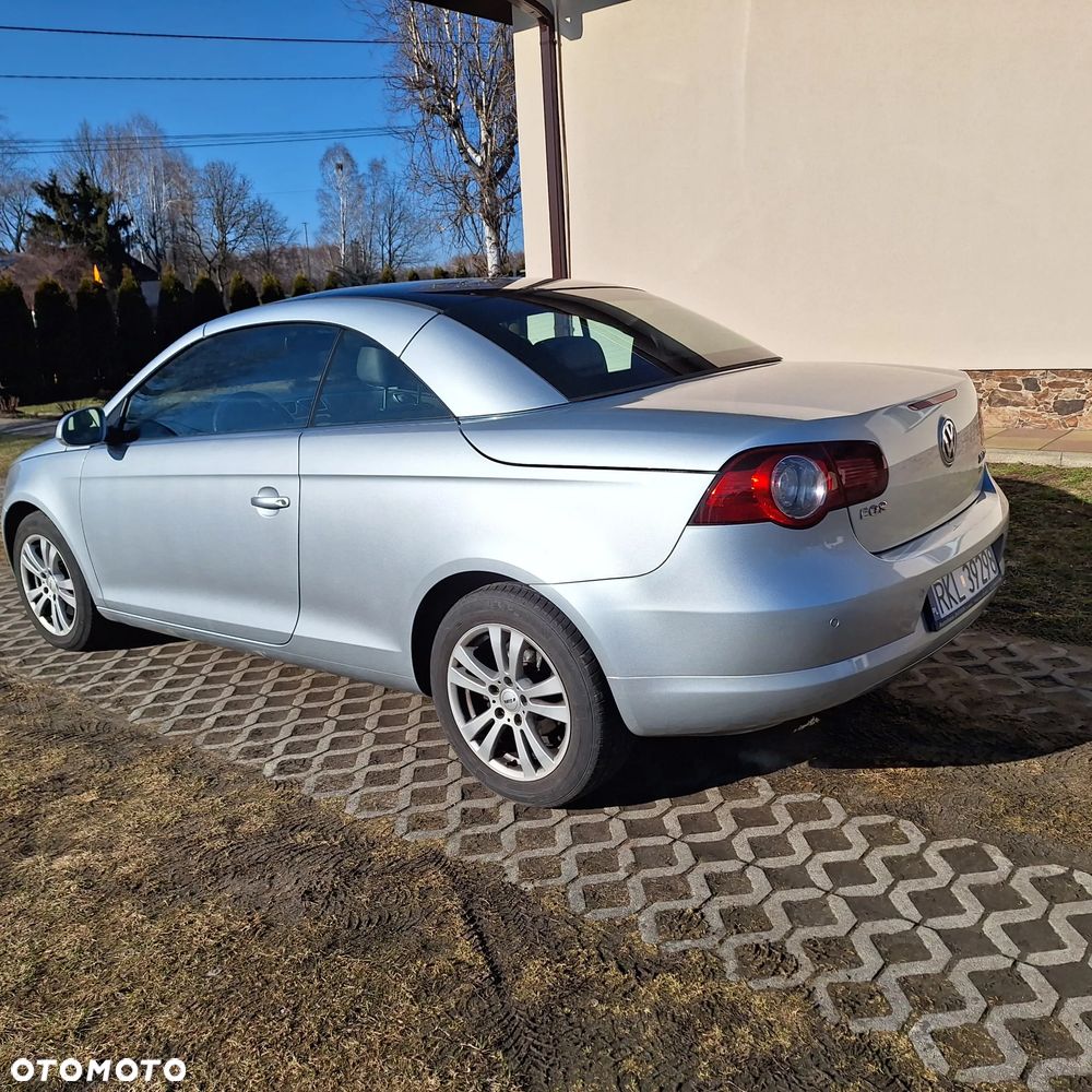 Volkswagen Eos 2.0 TDI DPF Exclusive - 10
