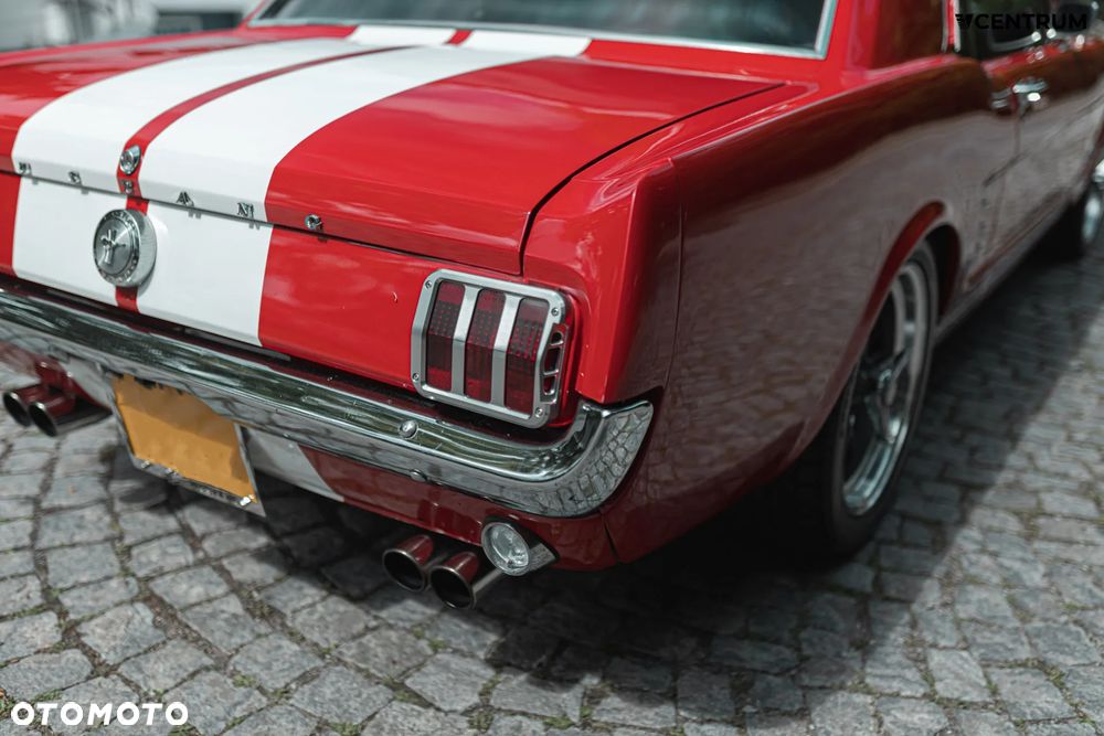 Ford Mustang - 16