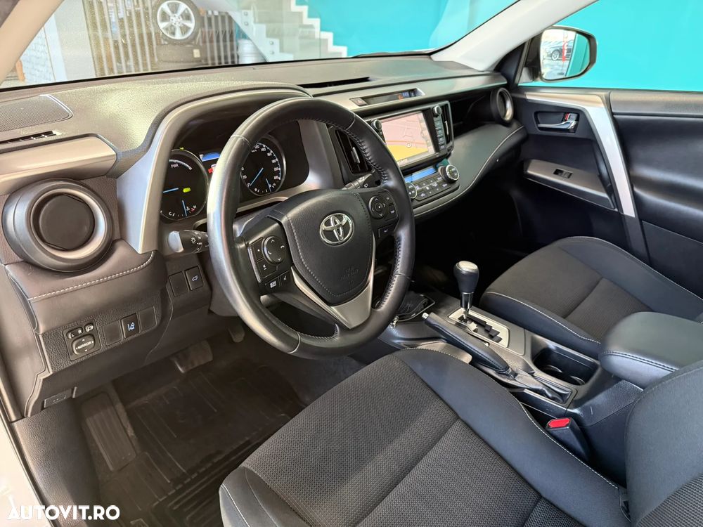 Toyota RAV4 2.5 4x4 Hybrid Executive - 13
