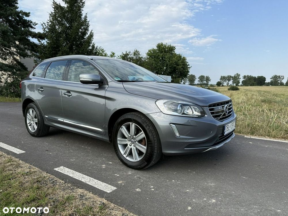 Volvo XC 60 D4 Geartronic Momentum Pro - 34