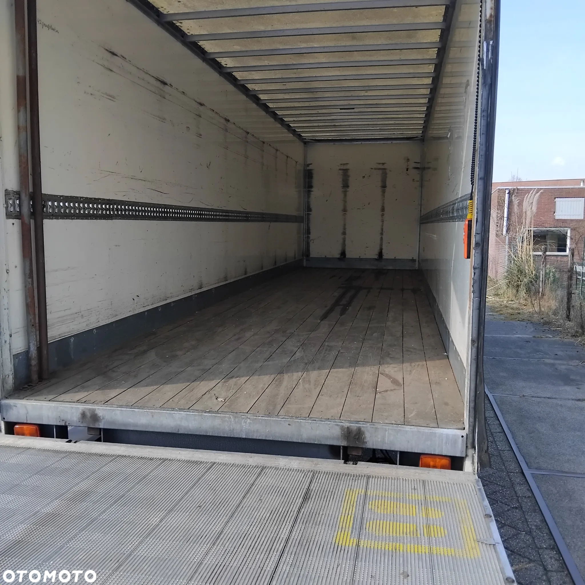 Mercedes-Benz Sprinter - 6