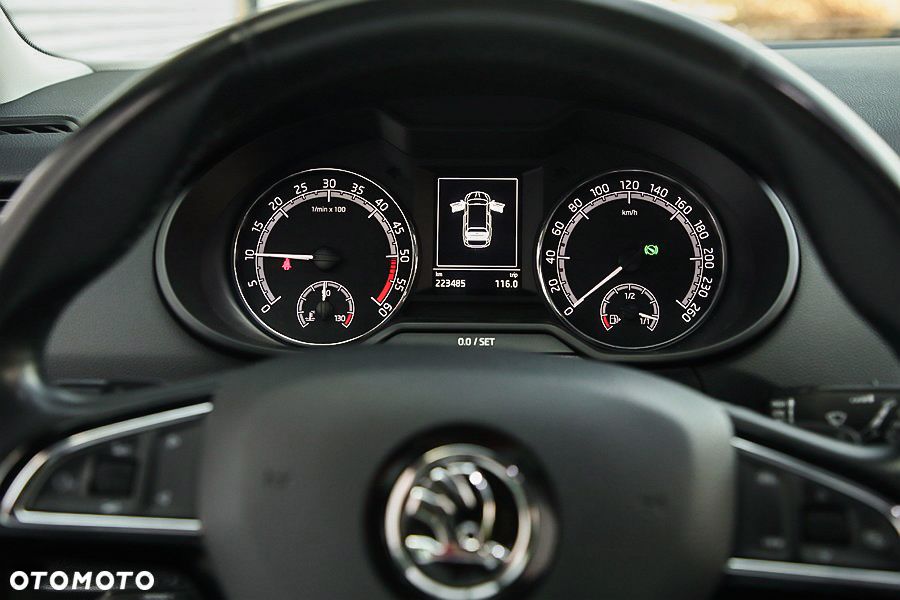 Skoda Octavia 1.6 TDI DSG Soleil - 30