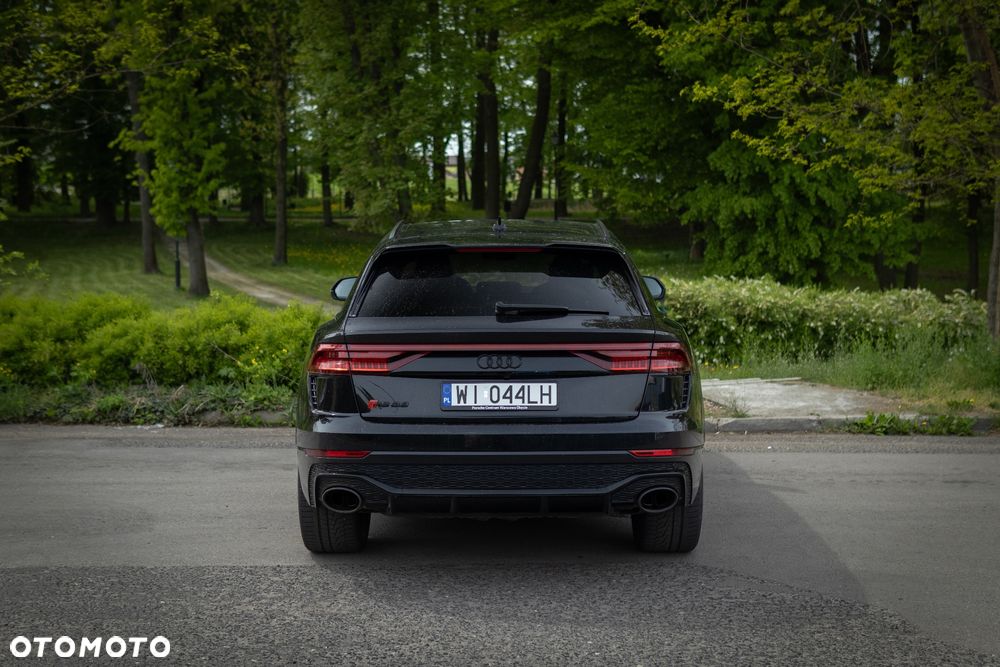 Audi RS Q8 - 4