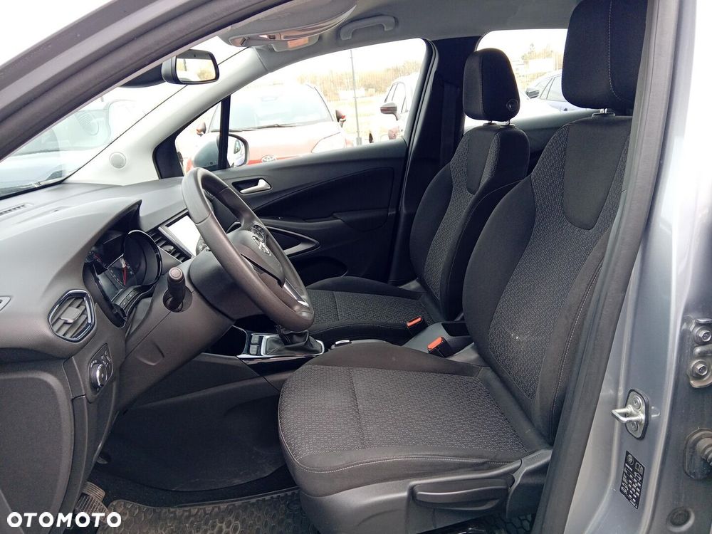 Opel Crossland X - 14