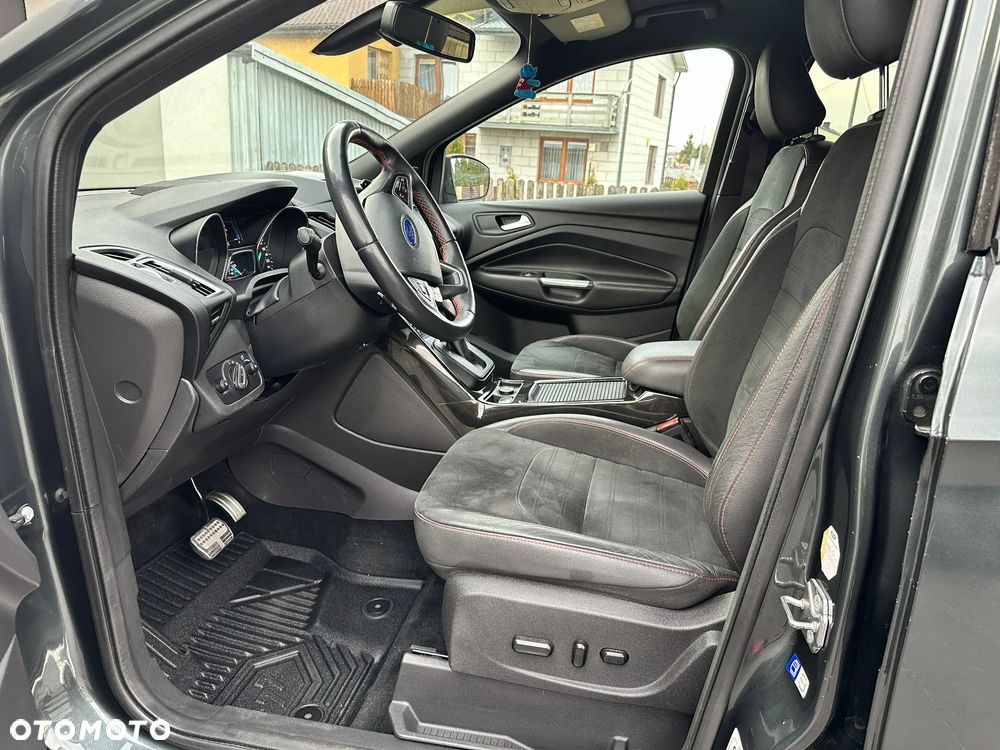 Ford Kuga 2.0 TDCi 4x4 ST-Line - 5