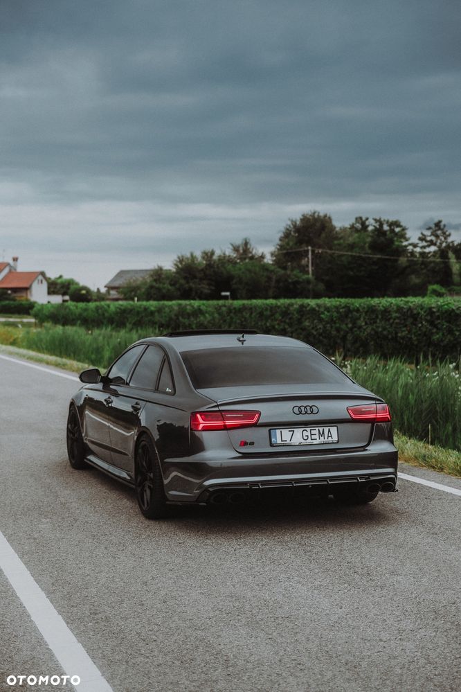 Audi S6 Limousine - 7