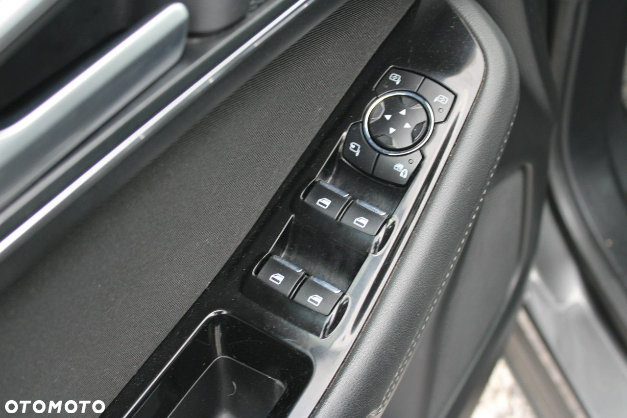 Ford S-Max - 15