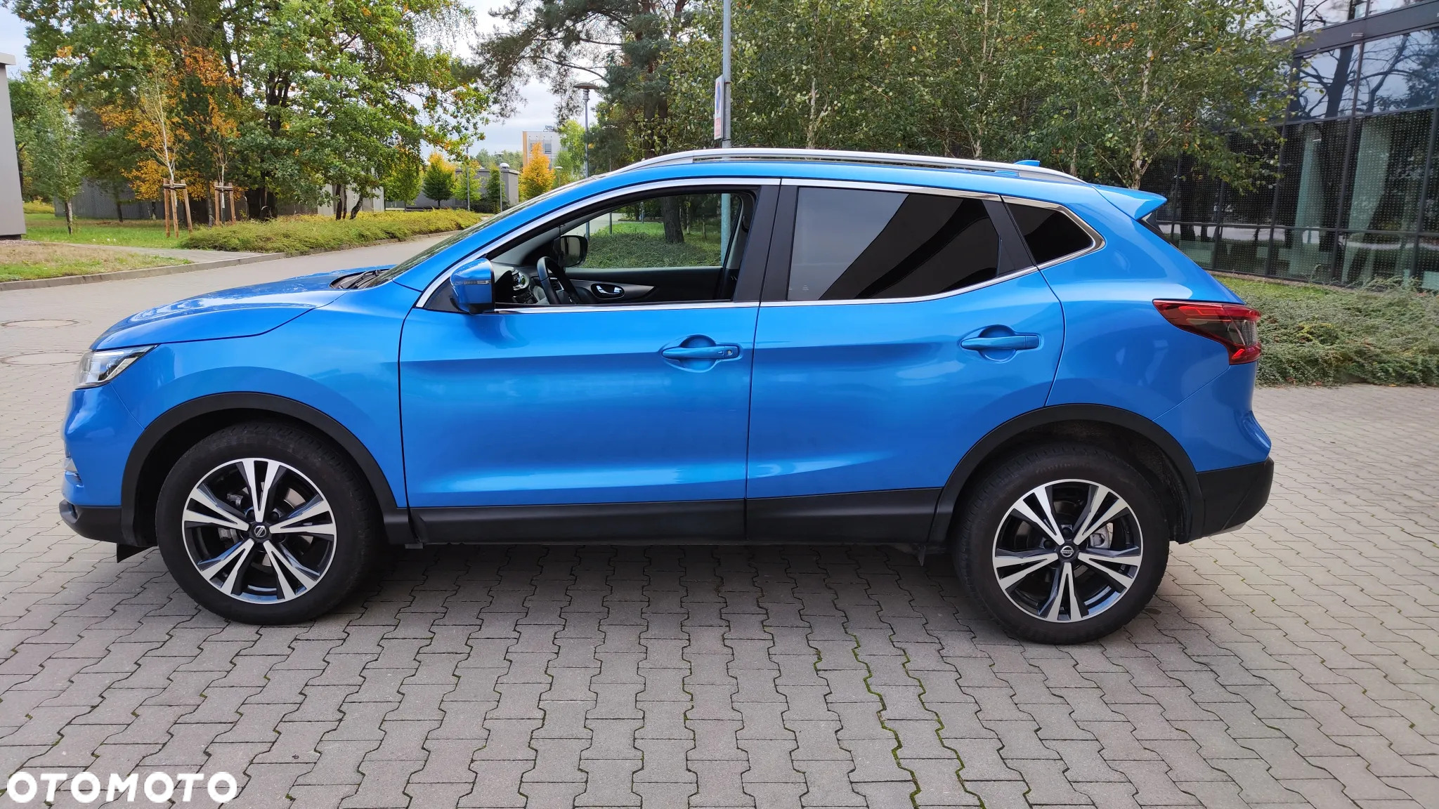 Nissan Qashqai 1.3 DIG-T N-Connecta DCT - 4