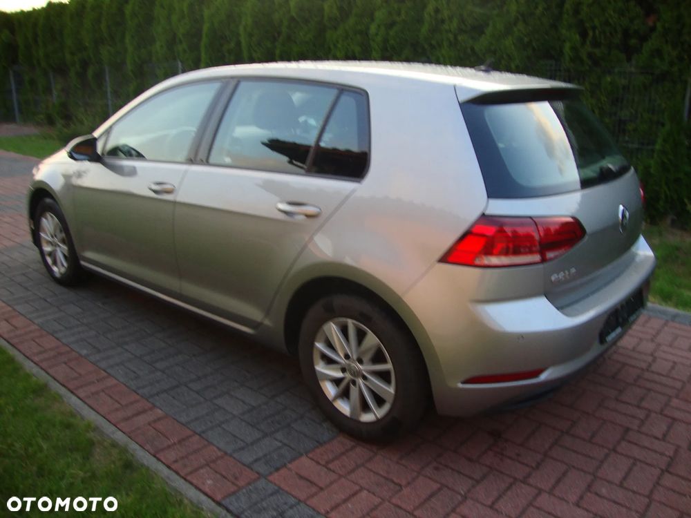 Volkswagen Golf 1.0 TSI (BlueMotion Technology) Trendline - 4