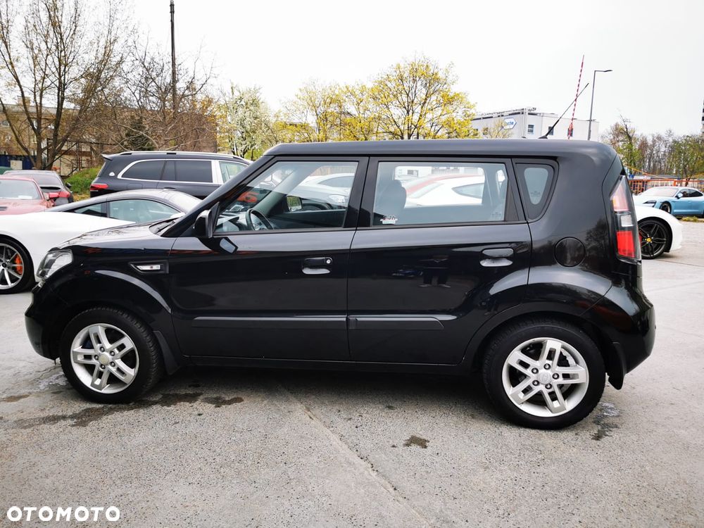 Kia Soul 1.6 L - 24