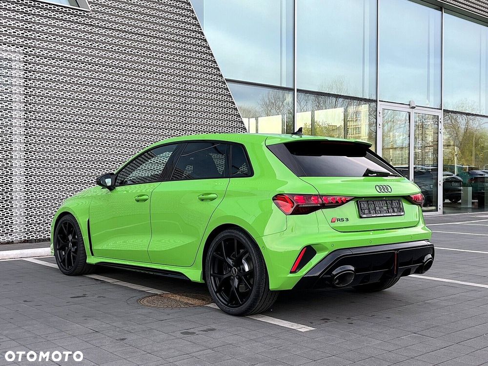 Audi RS3 Sportback - 4