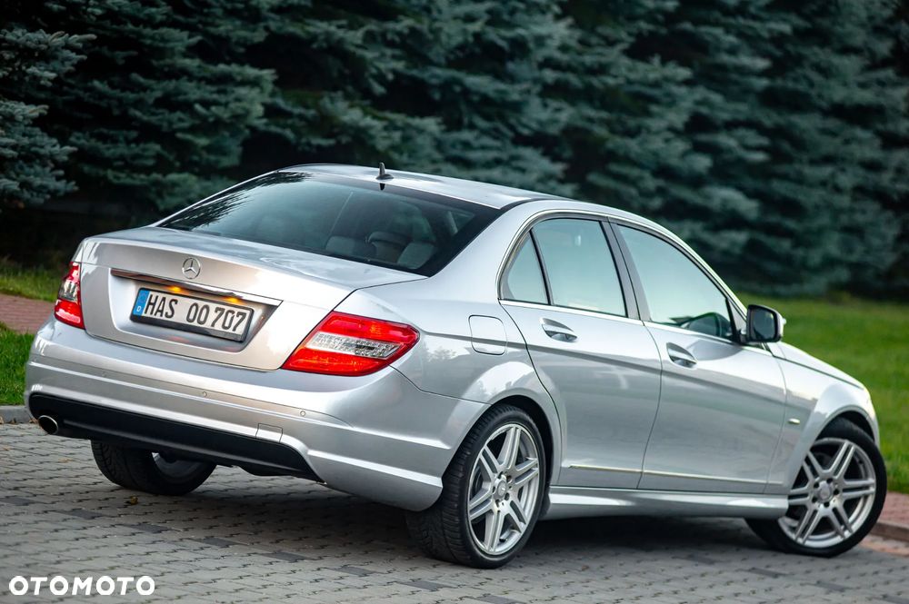 Mercedes-Benz Klasa C 200 7G-TRONIC Avantgarde Edition - 13