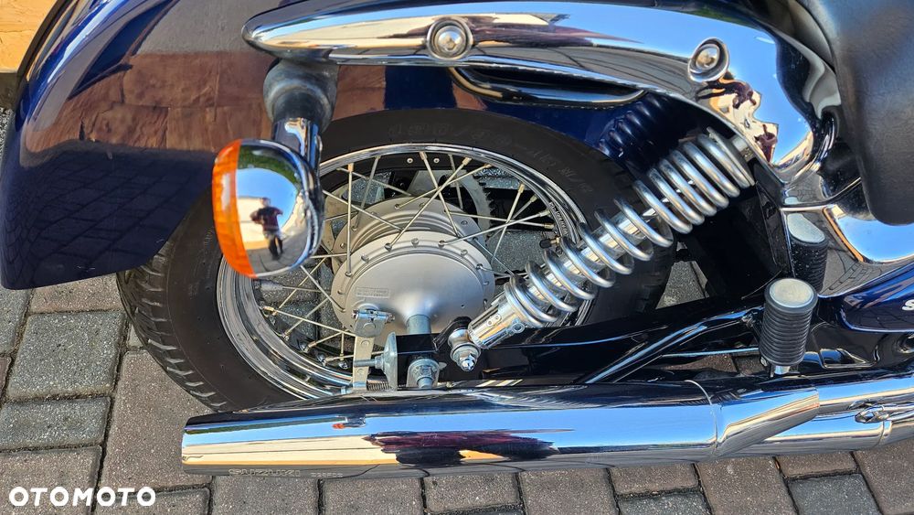 Suzuki Intruder - 25